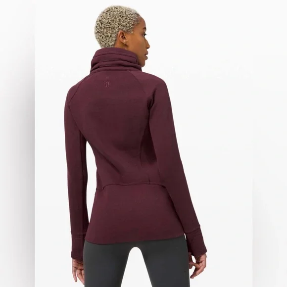 Lululemon - Radiant Jacket II - Picture 2 of 11